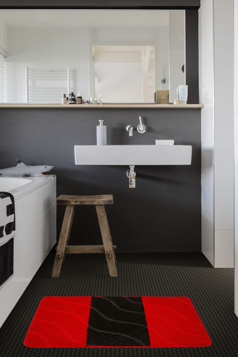 Dywanik Łazienkowy Fiori Red Czerwony Czarny Pasy Fale