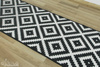Antypoślizgowy chodnik romby czarny 91 szerokość 100 cm