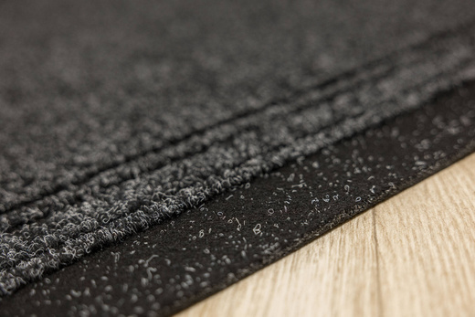 Chodnik Podgumowany Igłowany Sydney 20 Ciemny Szary szerokość 67 cm