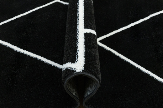 Dywan Lima C877B black/white Czarny Krem Trójkąty