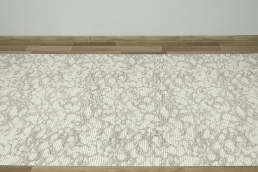 Mata Łazienkowa Softy-tex 911 Kremowy marmur szerokość 130 cm