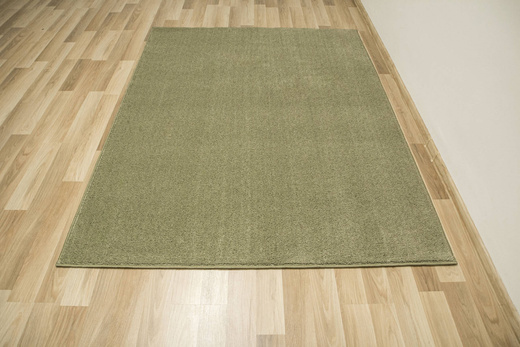 Wykładzina Eternity Speciaal 154 Oliwkowa Zieleń szerokość 4 m