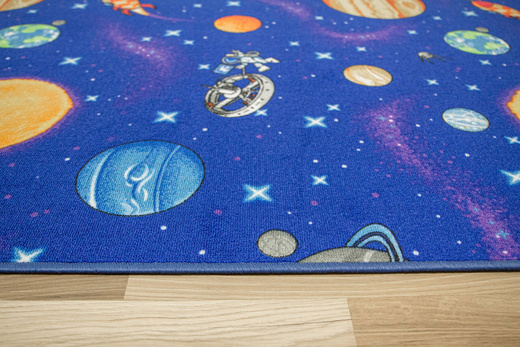 Wykładzina Dziecięca Galaxy Galaktyka Komos Rakiety Planety na filcu szerokość 4 m