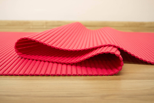 Mata Łazienkowa Softy-tex 851 Czerwień szerokość 65 cm